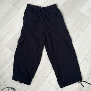 Aritzia Wilfred cargo flowy pant